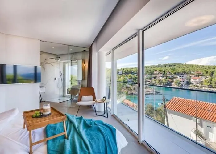 Luxe 2 Pools, Sauna فيلة *