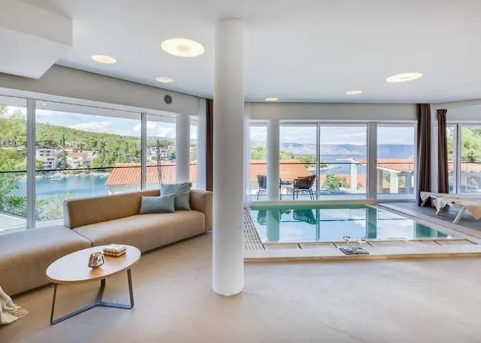فيلة Luxe 2 Pools, Sauna فربوسكا