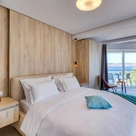 Luxe 2 Pools, Sauna Villa