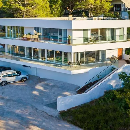 Luxe 2 Pools, Sauna 빌라