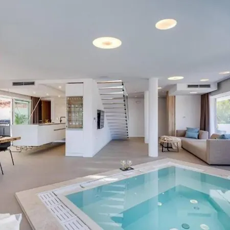 Luxe 2 Pools, Sauna