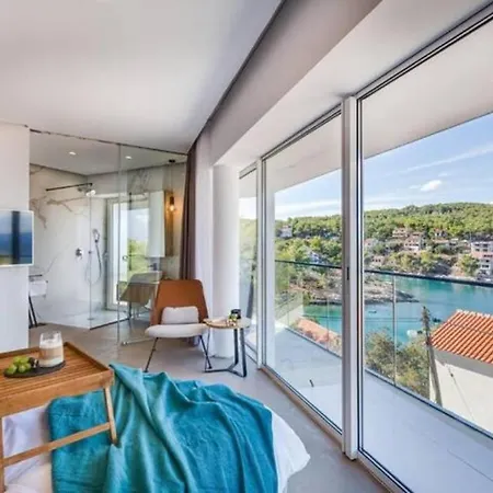 Luxe 2 Pools, Sauna Villa *