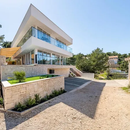 Luxe 2 Pools, Sauna Villa Vrboska