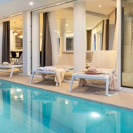 Luxe 2 Pools, Sauna Villa Vrboska