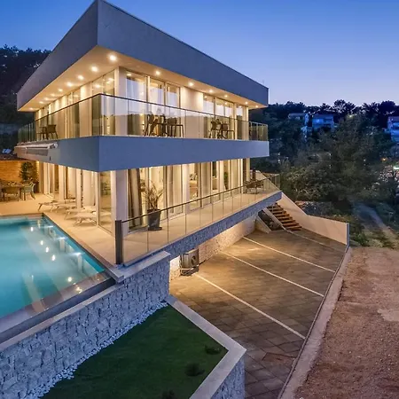 Luxe 2 Pools, Sauna 빌라 *