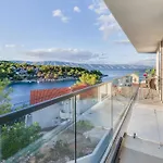 Luxe 2 Pools, Sauna Villa *