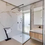 Luxe 2 Pools, Sauna *