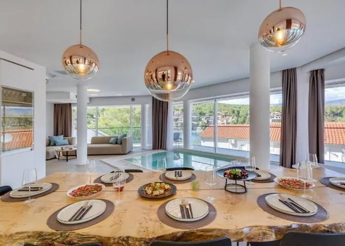 Luxe 2 Pools, Sauna