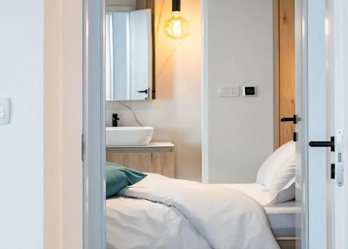 Luxe 2 Pools, Sauna * Vrboska
