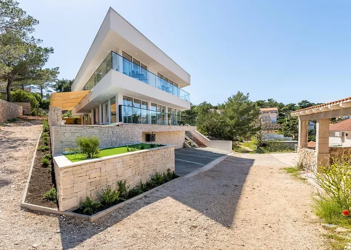 Luxe 2 Pools, Sauna Villa Vrboska
